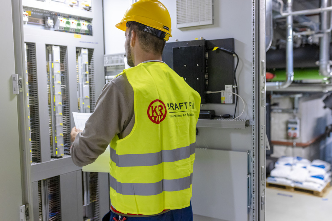 Elektrikus karbantartó 